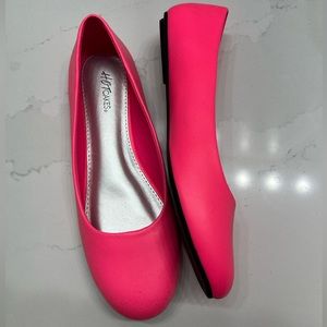Hot Cakes Hot Pink Women’s Flats - size 9.5 (new without tag)